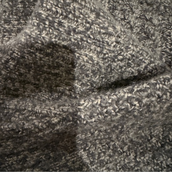 Athleta Marled Gray Sleeveless Sweater Vest Lambswool Silk & Cashmere Size M - Picture 8 of 8